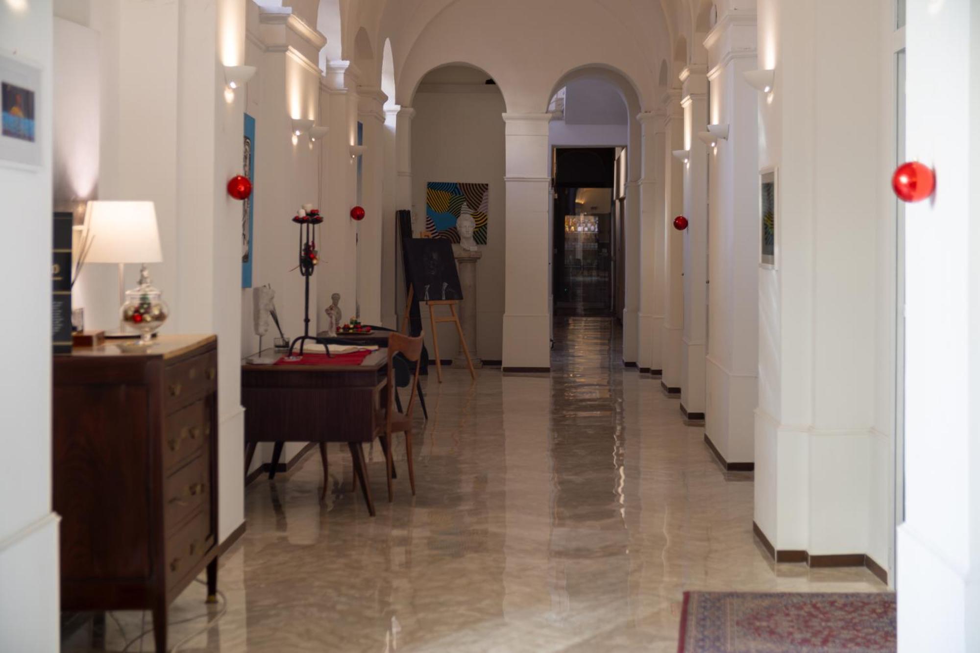 Palazzo Cappuccini Art Relais Hotel Naples Exterior photo