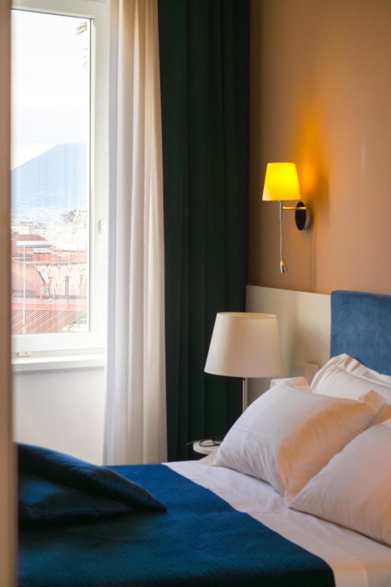 Palazzo Cappuccini Art Relais Hotel Naples Exterior photo