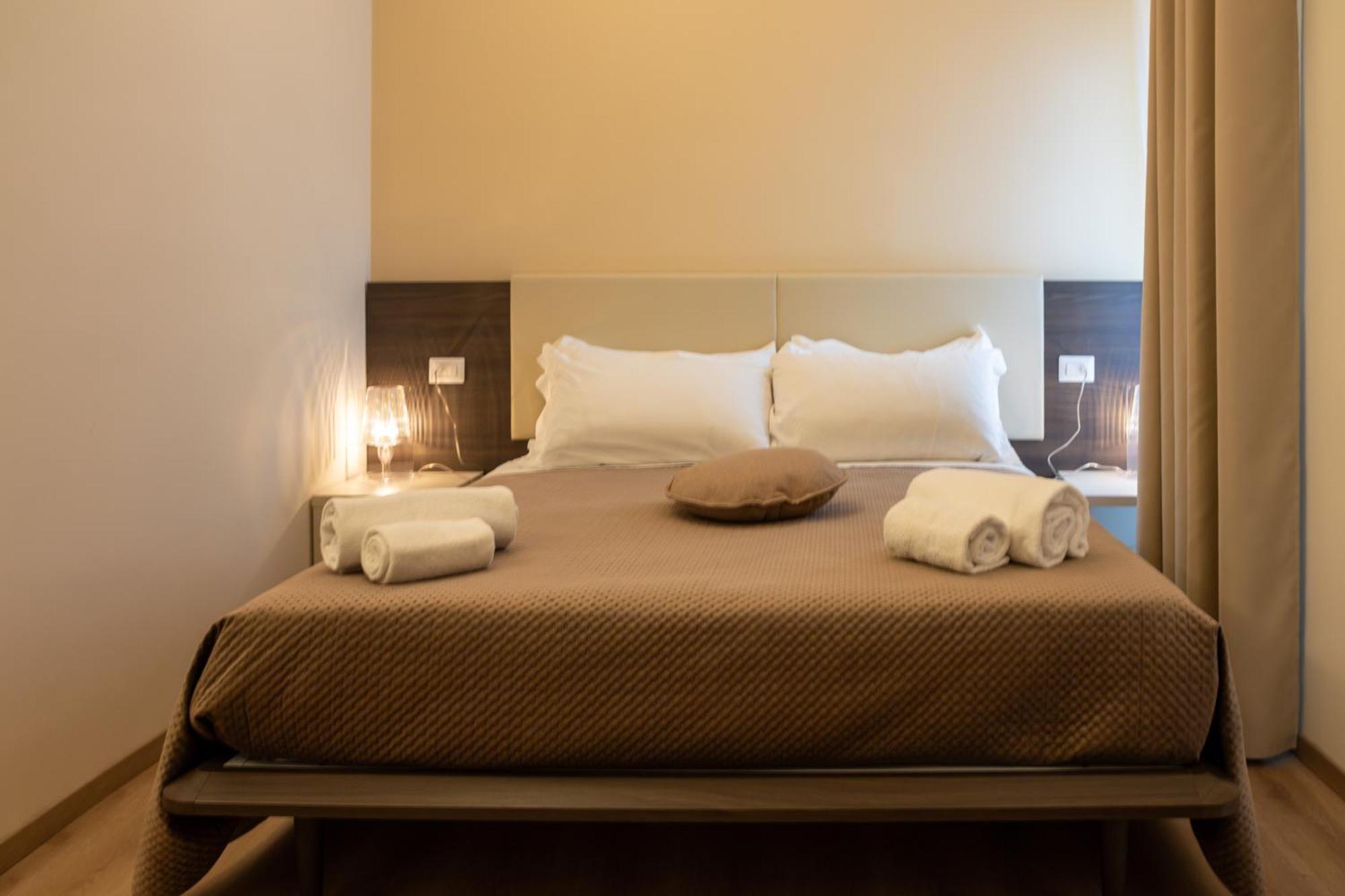 Palazzo Cappuccini Art Relais Hotel Naples Exterior photo
