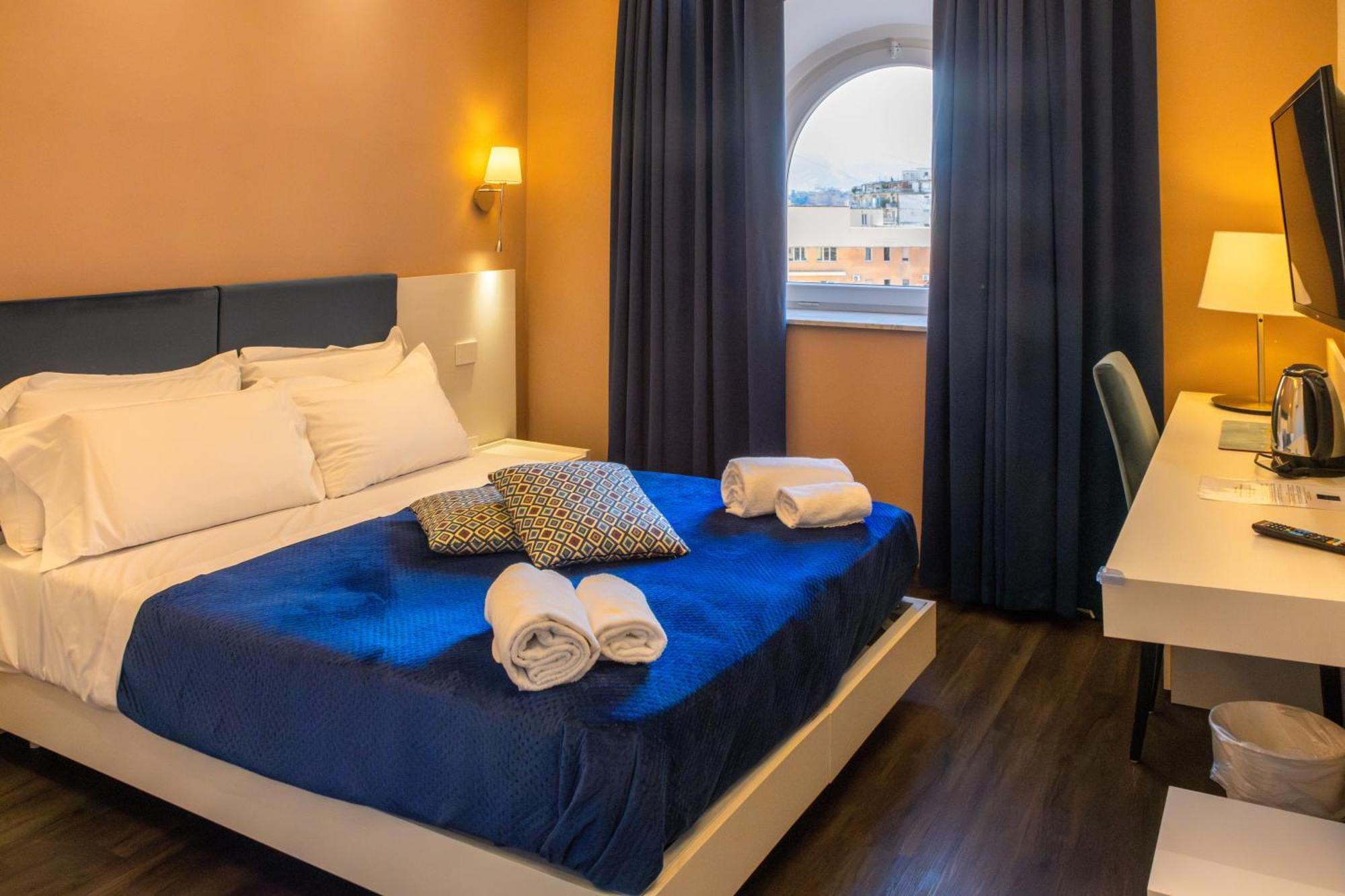 Palazzo Cappuccini Art Relais Hotel Naples Exterior photo